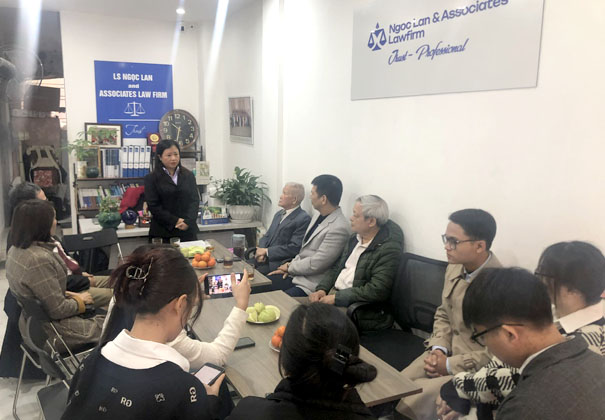 Đơn[-]vị[-]Luật[-]đầu[-]tiên[-]chính[-]thức[-]gia[-]nhập[-]Hội[-]BVTN&MT[-]Việt[-]Nam
